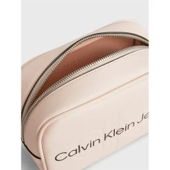 Calvin Klein Jeans Sculpted Camera Bag18 Mono Crossbody -Fashion Bag calvin klein jeans sculpted camera bag18 mono crossbody 4