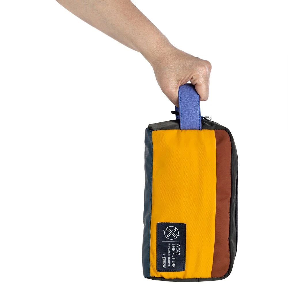 Munich Recycled X Wear Wash Bag 4 Munich Recycled X Wear Wash Bag - Image 4
